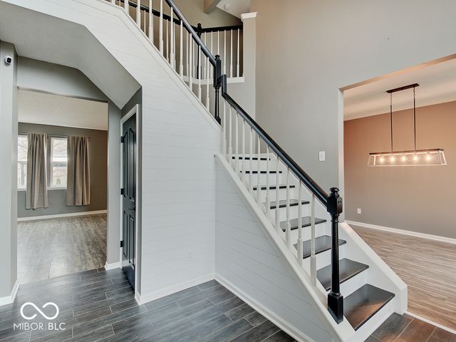 11757 Ledgestone Circle, Fishers, IN 46037