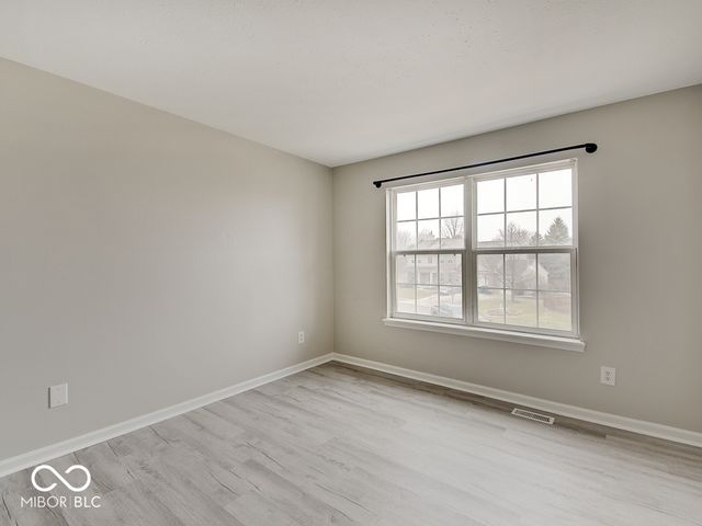 11757 Ledgestone Circle, Fishers, IN 46037