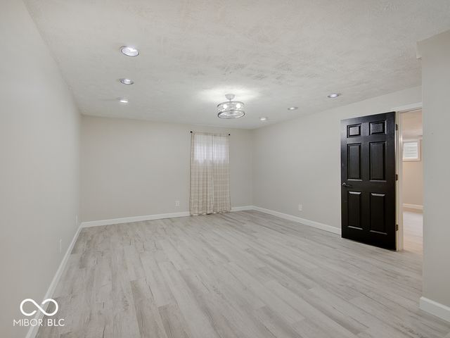 11757 Ledgestone Circle, Fishers, IN 46037