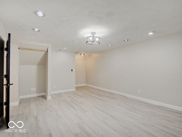 11757 Ledgestone Circle, Fishers, IN 46037