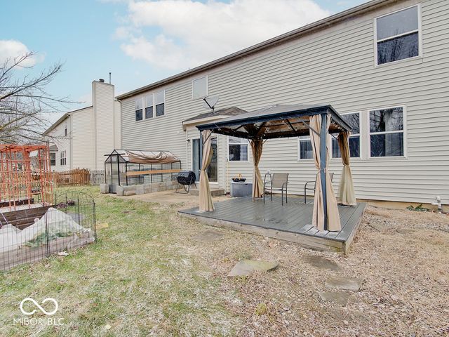 11757 Ledgestone Circle, Fishers, IN 46037