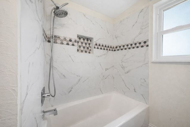 1803 Windlea Drive, Euless, TX 76040