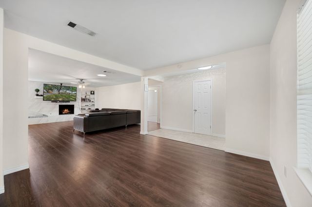 1803 Windlea Drive, Euless, TX 76040