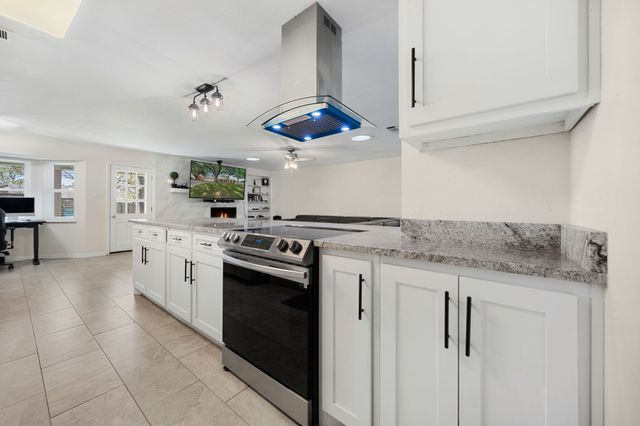 1803 Windlea Drive, Euless, TX 76040