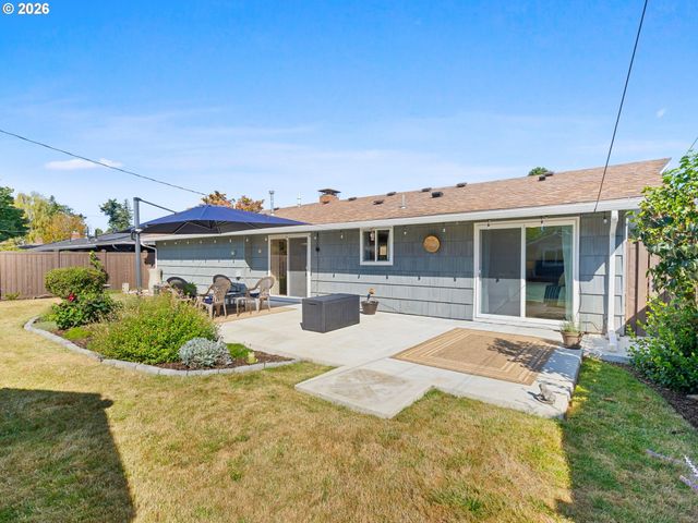 17126 Se TAYLOR St, Portland, OR 97233