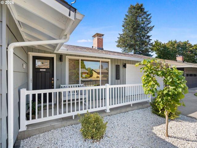 17126 Se TAYLOR St, Portland, OR 97233