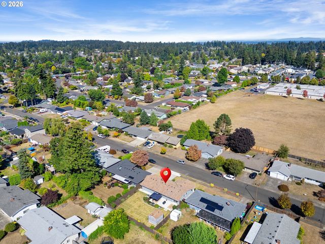 17126 Se TAYLOR St, Portland, OR 97233