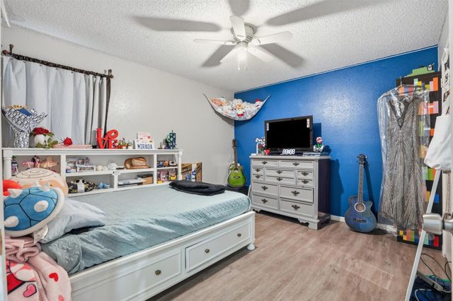 12903 Maxfield Drive, Houston, TX 77082