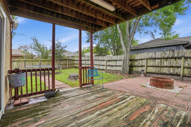 12903 Maxfield Drive, Houston, TX 77082