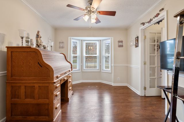 531 Brentwood Cir, Clarksville, TN 37042