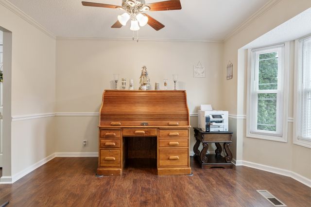 531 Brentwood Cir, Clarksville, TN 37042