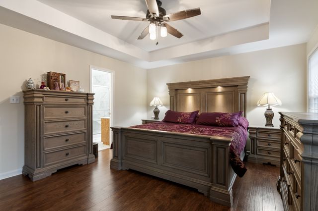 531 Brentwood Cir, Clarksville, TN 37042