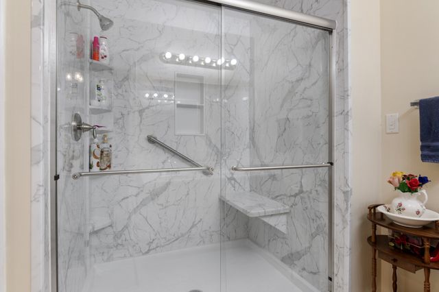 531 Brentwood Cir, Clarksville, TN 37042