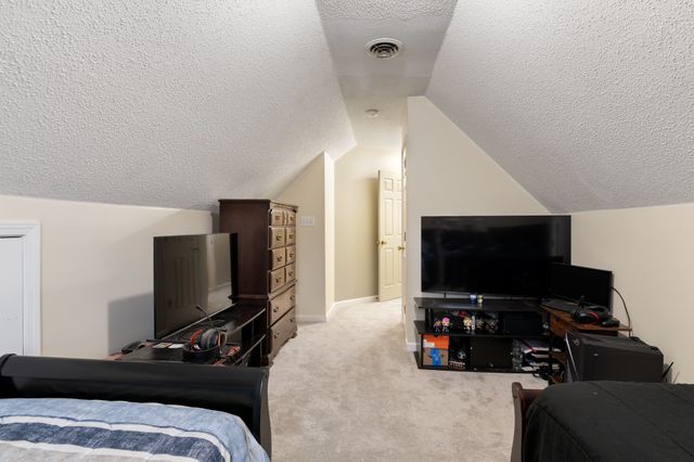 531 Brentwood Cir, Clarksville, TN 37042