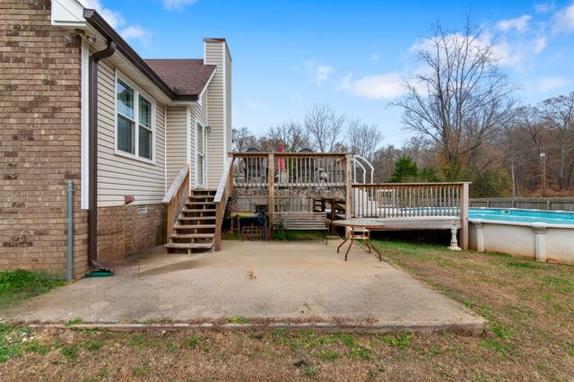 531 Brentwood Cir, Clarksville, TN 37042