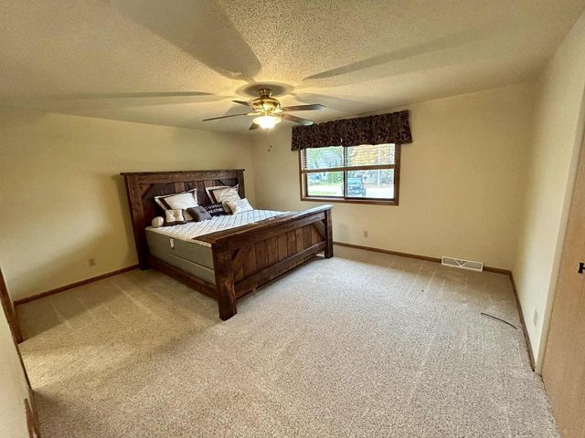 W4581 BUSS DRIVE, Cecil, WI 54111