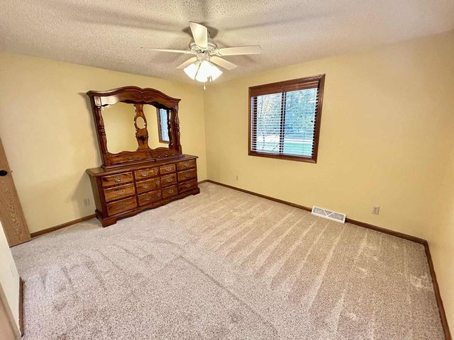 W4581 BUSS DRIVE, Cecil, WI 54111
