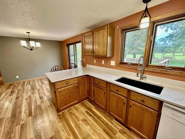 W4581 BUSS DRIVE, Cecil, WI 54111