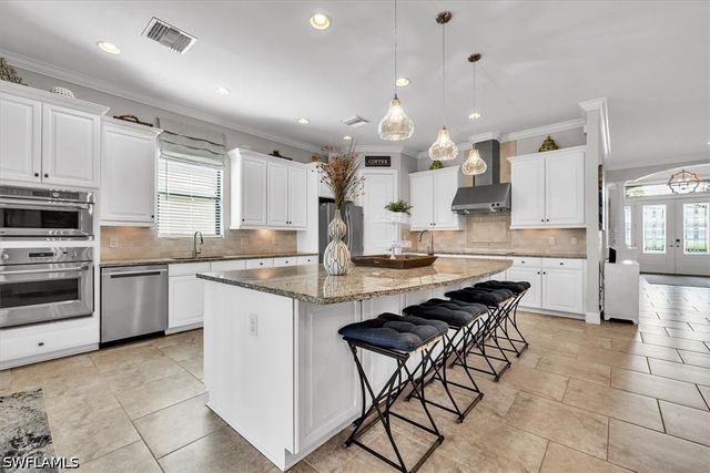 3307 Chestnut Grove DR, Alva, FL 33920