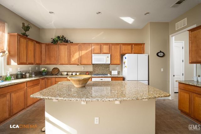 5805 Gold Ranch Way, Bakersfield, CA 93306