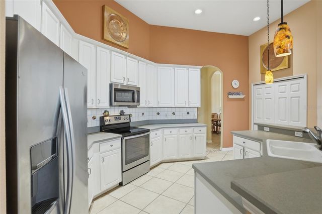 14180 ISLAMORADA DRIVE, Orlando, FL 32837