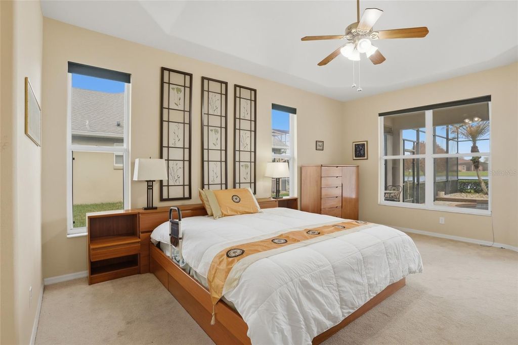 Image 19 of property listing at 14180 ISLAMORADA DRIVE, Orlando, FL 32837