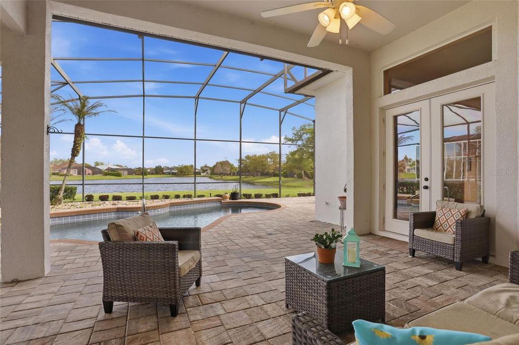 Image 33 of property listing at 14180 ISLAMORADA DRIVE, Orlando, FL 32837
