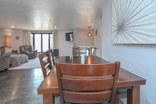 1332 SUNRAY LANE, Green Bay, WI 54313