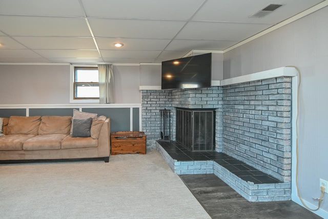 1332 SUNRAY LANE, Green Bay, WI 54313