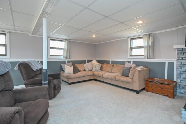 1332 SUNRAY LANE, Green Bay, WI 54313