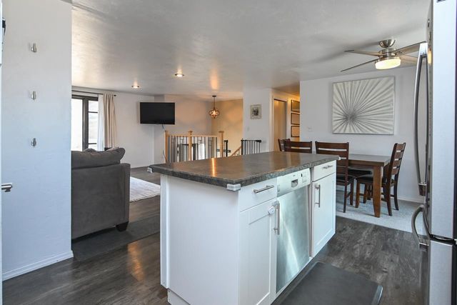 1332 SUNRAY LANE, Green Bay, WI 54313