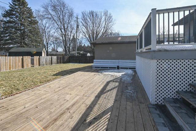 1332 SUNRAY LANE, Green Bay, WI 54313