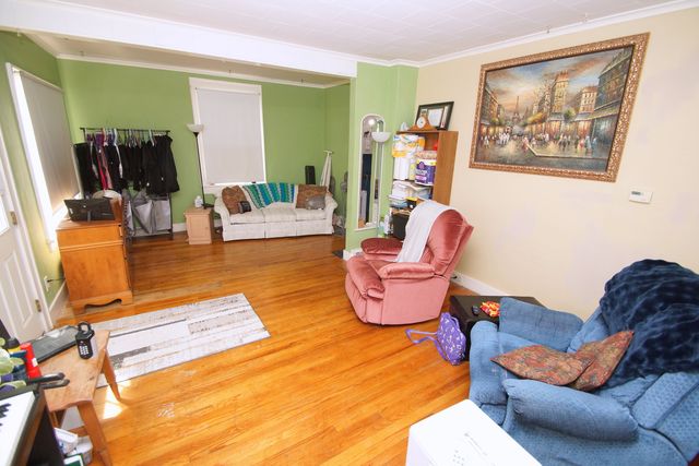 116 N THORNWOOD Avenue, Davenport, IA 52802