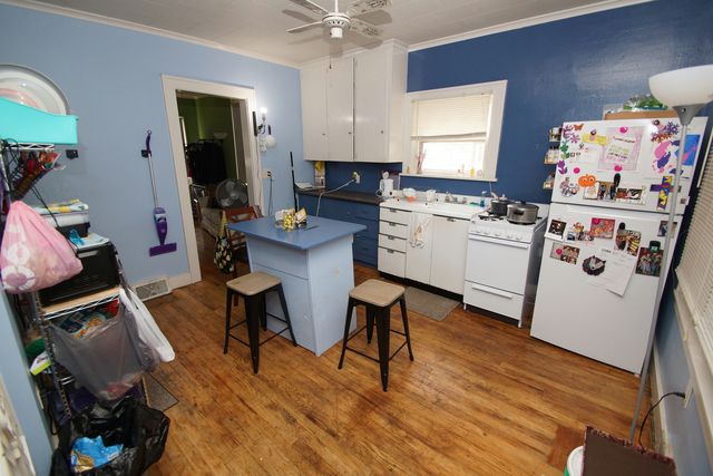 116 N THORNWOOD Avenue, Davenport, IA 52802