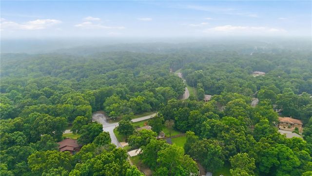 3 Dulverton Drive, Bella Vista, AR 72715