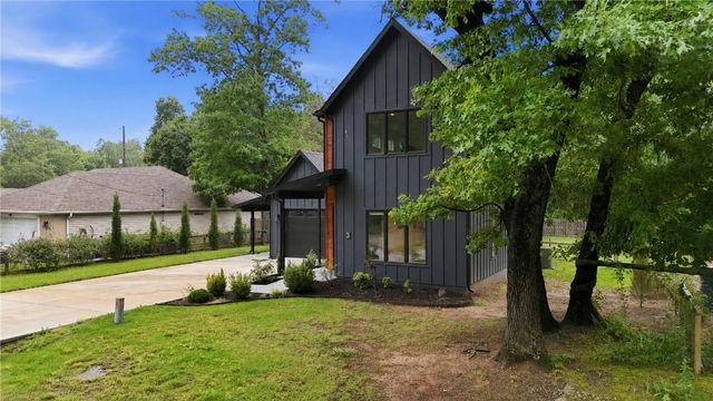 3 Dulverton Drive, Bella Vista, AR 72715