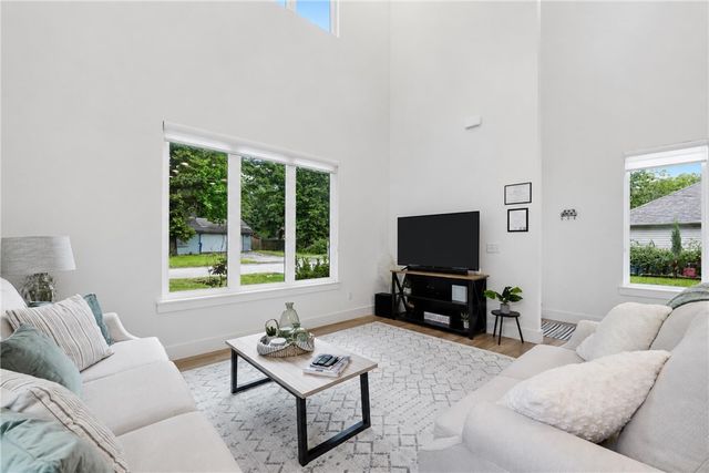 3 Dulverton Drive, Bella Vista, AR 72715