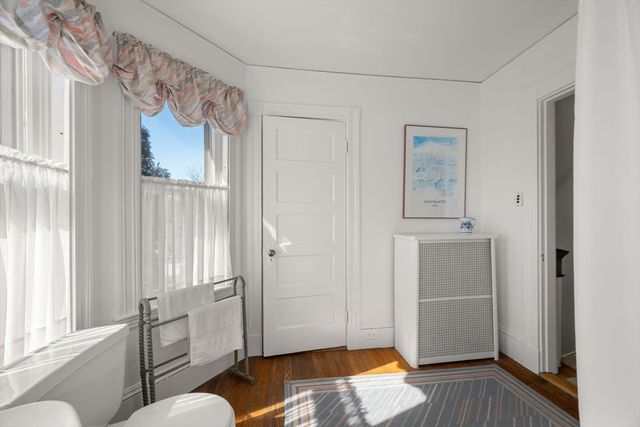 27 Evans Rd., Marblehead, MA 01945