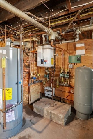 27 Evans Rd., Marblehead, MA 01945