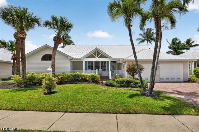 12593 Coconut Creek CT, Fort Myers, FL 33908