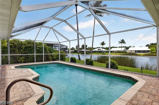 12593 Coconut Creek CT, Fort Myers, FL 33908