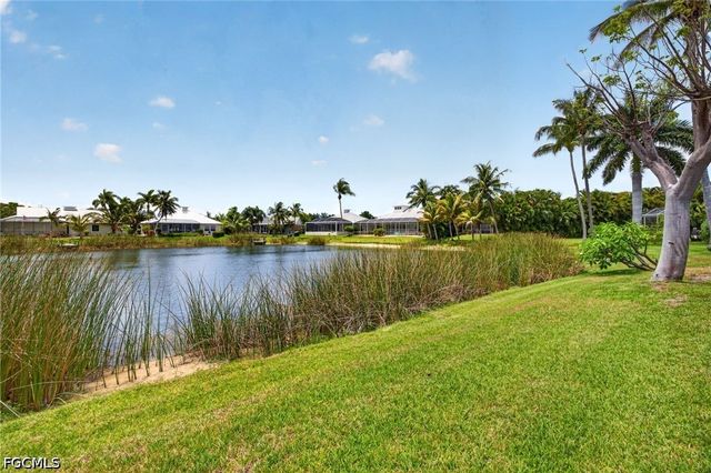 12593 Coconut Creek CT, Fort Myers, FL 33908