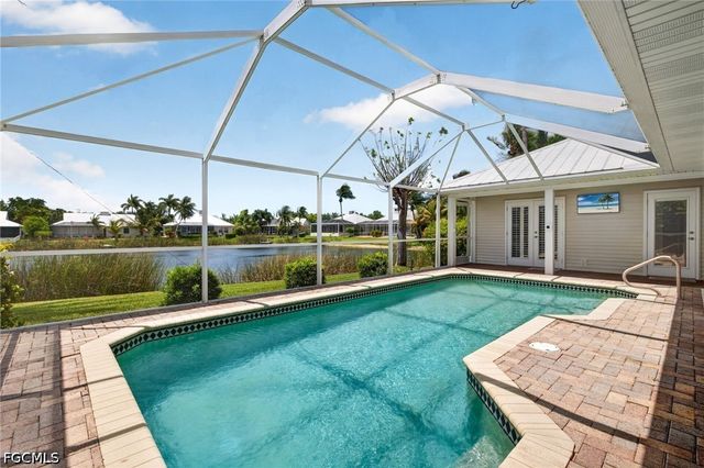 12593 Coconut Creek CT, Fort Myers, FL 33908
