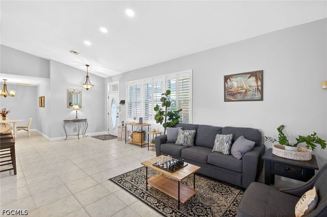 12593 Coconut Creek CT, Fort Myers, FL 33908