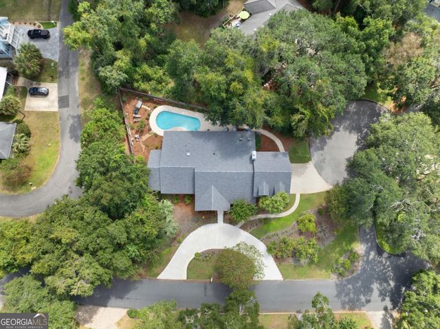 311 Dunbarton Drive, St. Simons, GA 31522