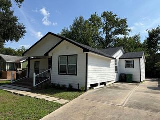4522 Dewberry Street, Houston, TX 77021