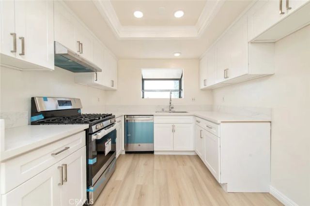 2038 S Bon View Avenue A, Ontario, CA 91761