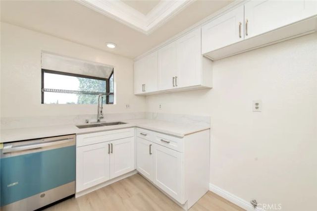 2038 S Bon View Avenue A, Ontario, CA 91761