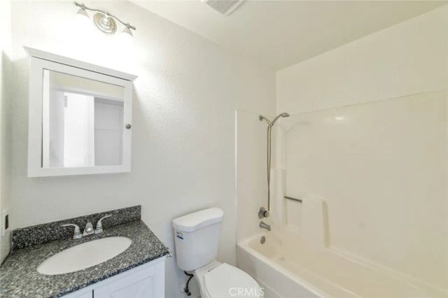 2038 S Bon View Avenue A, Ontario, CA 91761
