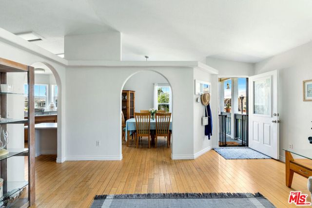 29500 Heathercliff Rd. 3, Malibu, CA 90265